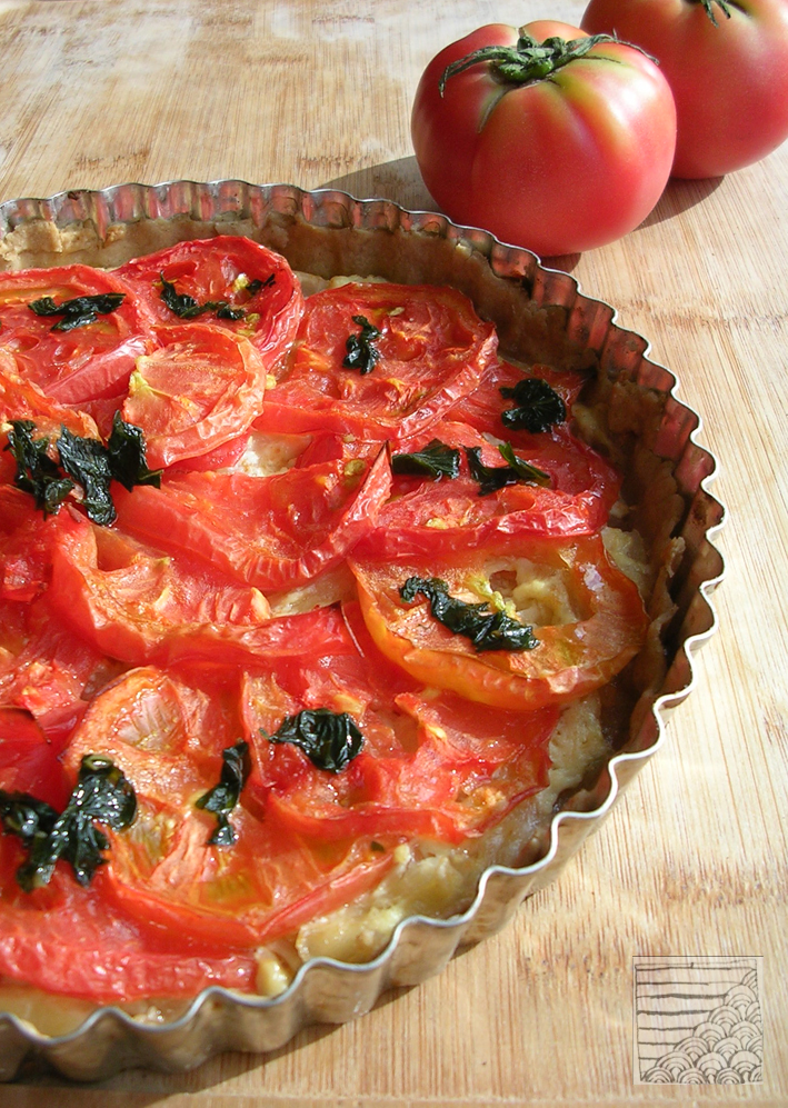 Tarte aux tomates, oignons caramélisés, basilic, et tofu | Cuisine en ...